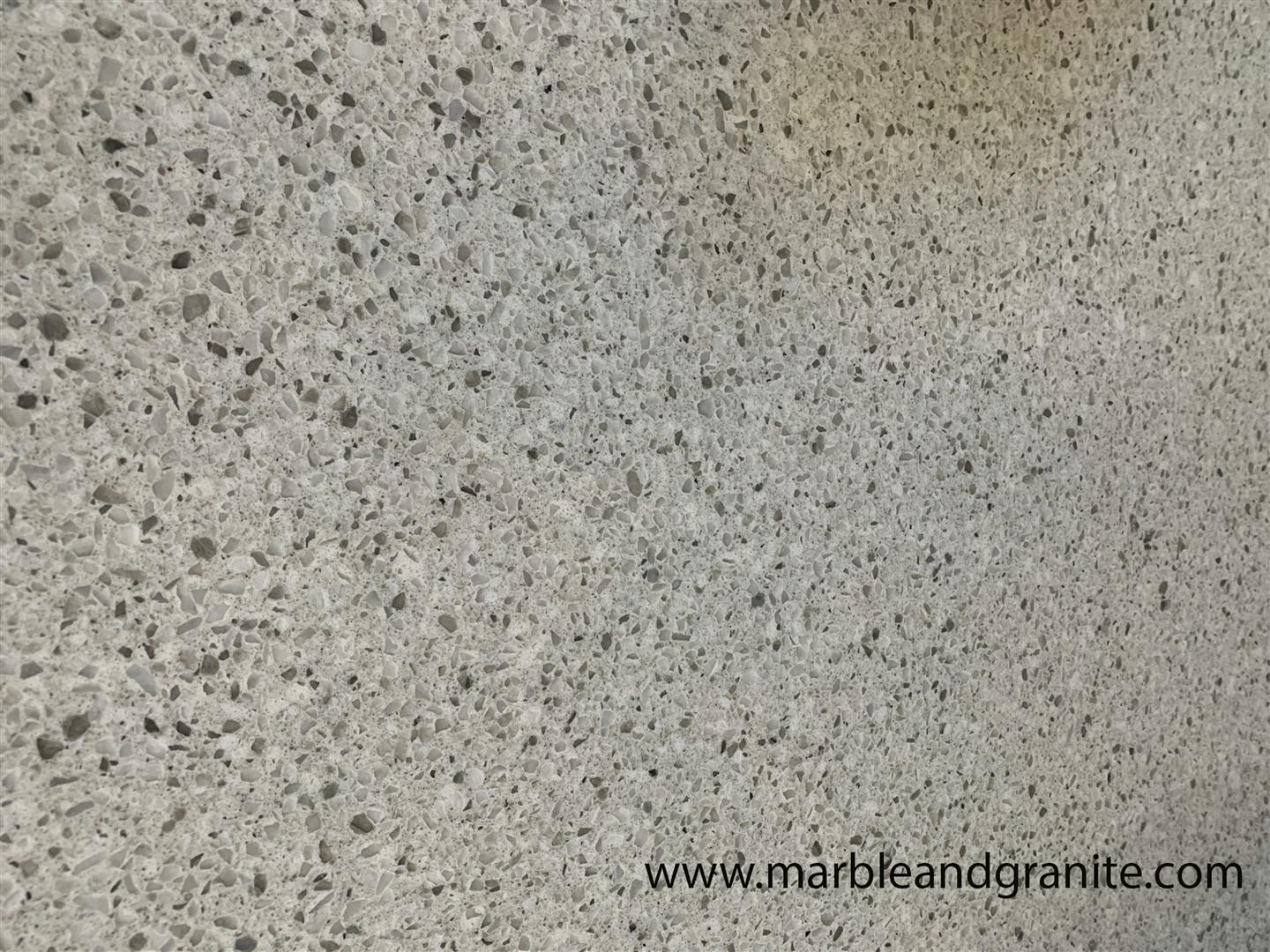 >Detail View